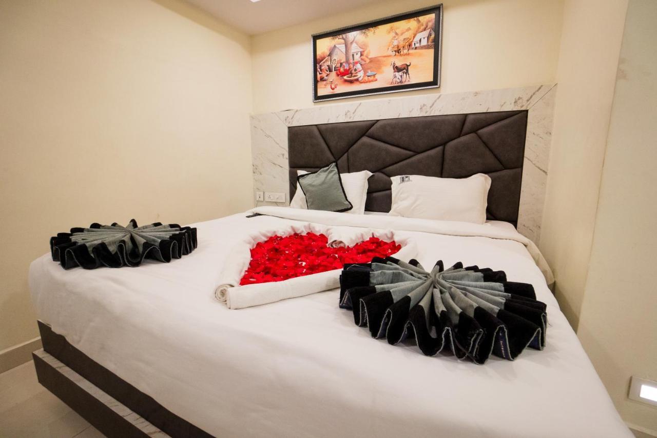 Hotel Parameshwara Luxury Awaits Vijayawāda Zewnętrze zdjęcie