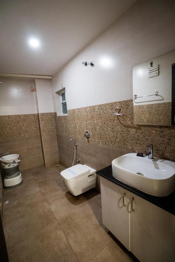 Hotel Parameshwara Luxury Awaits Vijayawāda Zewnętrze zdjęcie